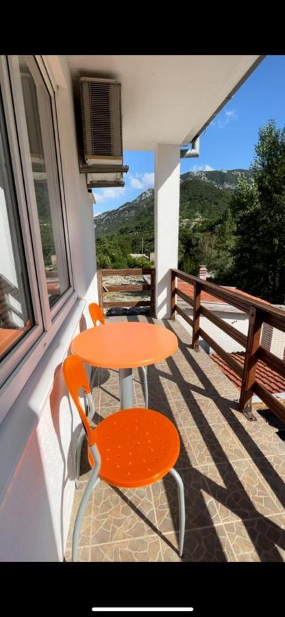 Motel And Restaurant Odusak Dreznjak Eksteriør bilde